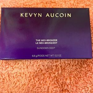 Kevyn Aucion The Neo Bronzer